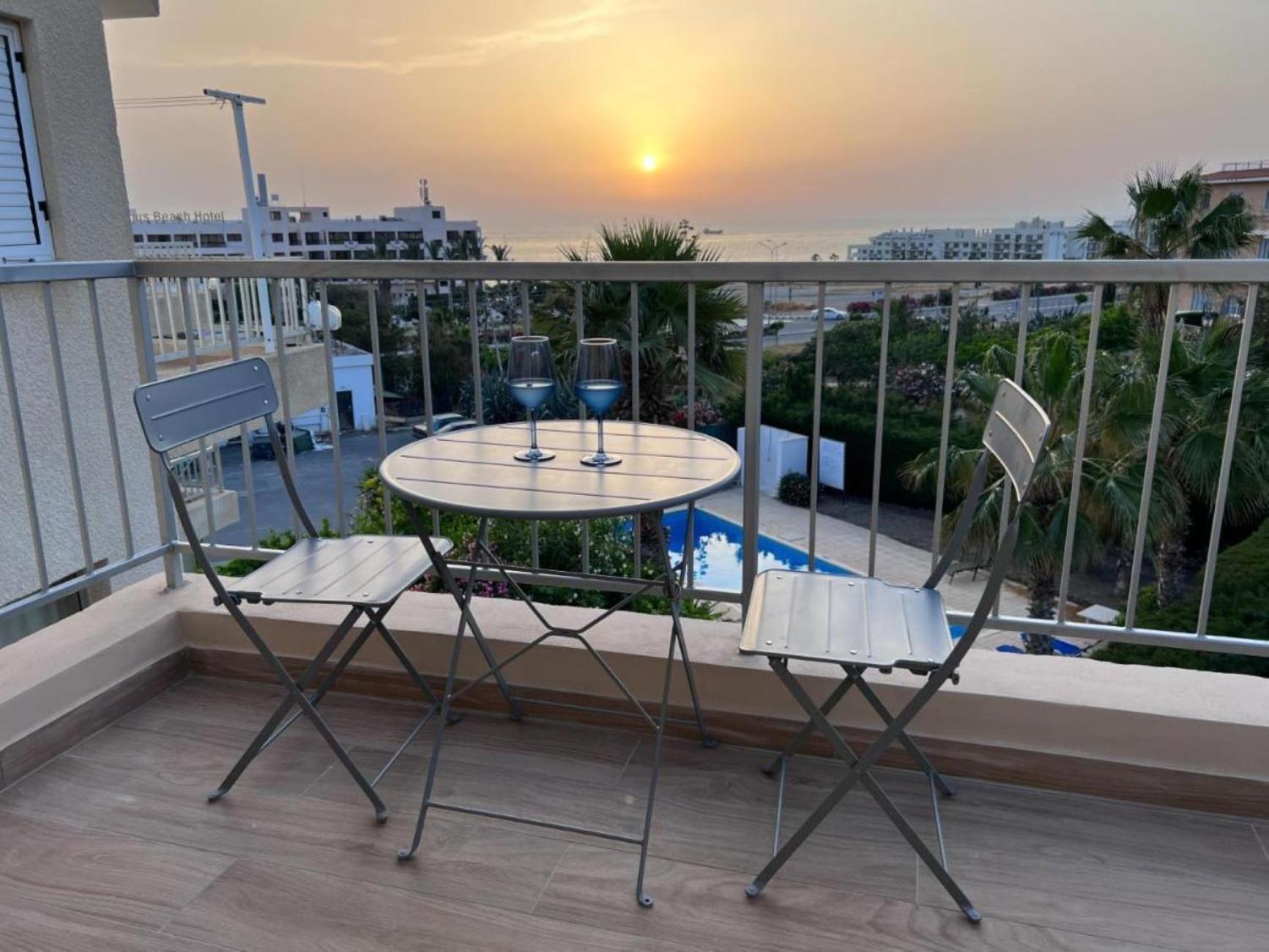 H&O Diamond Complex Sea View Apartment Pafos Zewnętrze zdjęcie